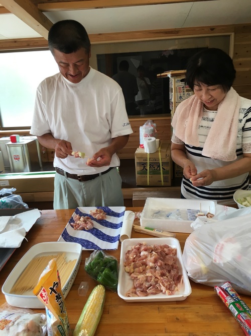 「焼き鳥屋ほんだ」