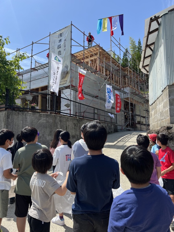 御礼！餅投げ