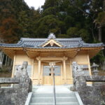 下益城郡美里町で親しんだ名越谷阿蘇神社のリニューアル、破風板の美しい細工
