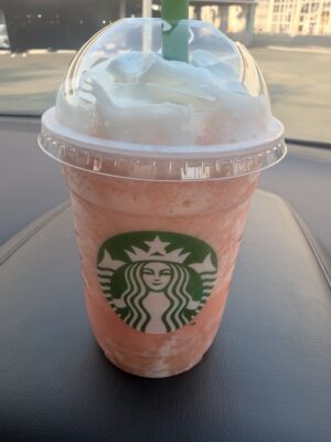桃フラペチーノでリラックス♪